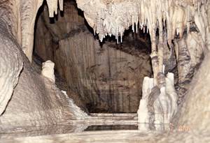 Кристальная пещера в парке Секвойя, США